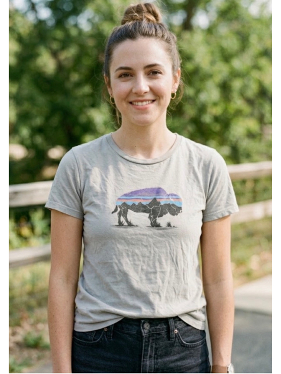 Patagonia Tops - Women's Patagonia Graphic Tee Size M Grey Buffalo Bison Print Short Sleeve